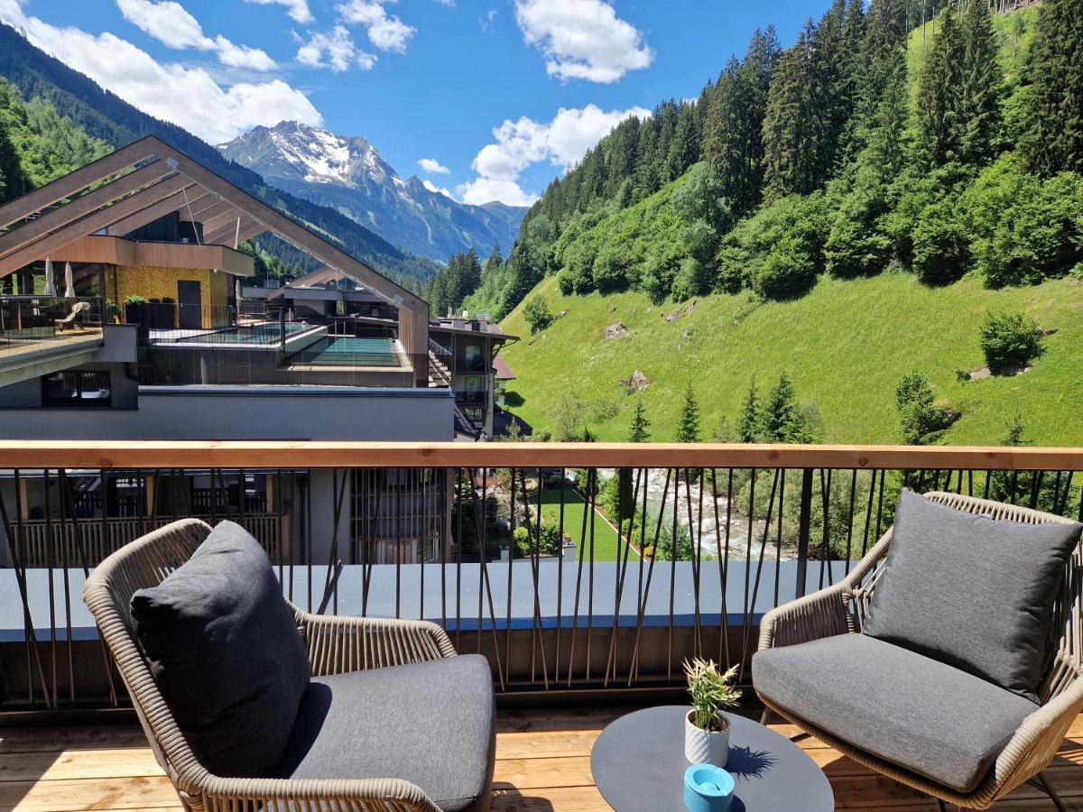 Zillergrundrock Luxury Mountain Resort Mayrhofen Exterior photo