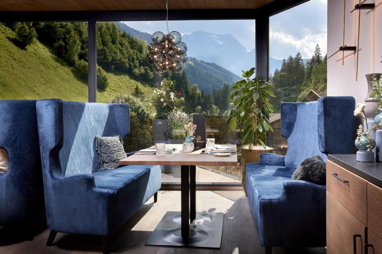 Zillergrundrock Luxury Mountain Resort Mayrhofen Exterior photo