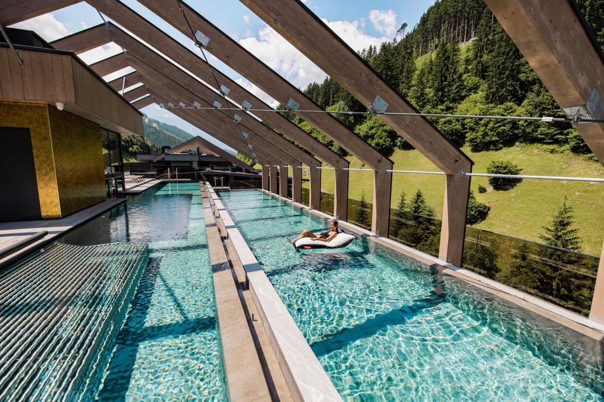 Zillergrundrock Luxury Mountain Resort Mayrhofen Exterior photo