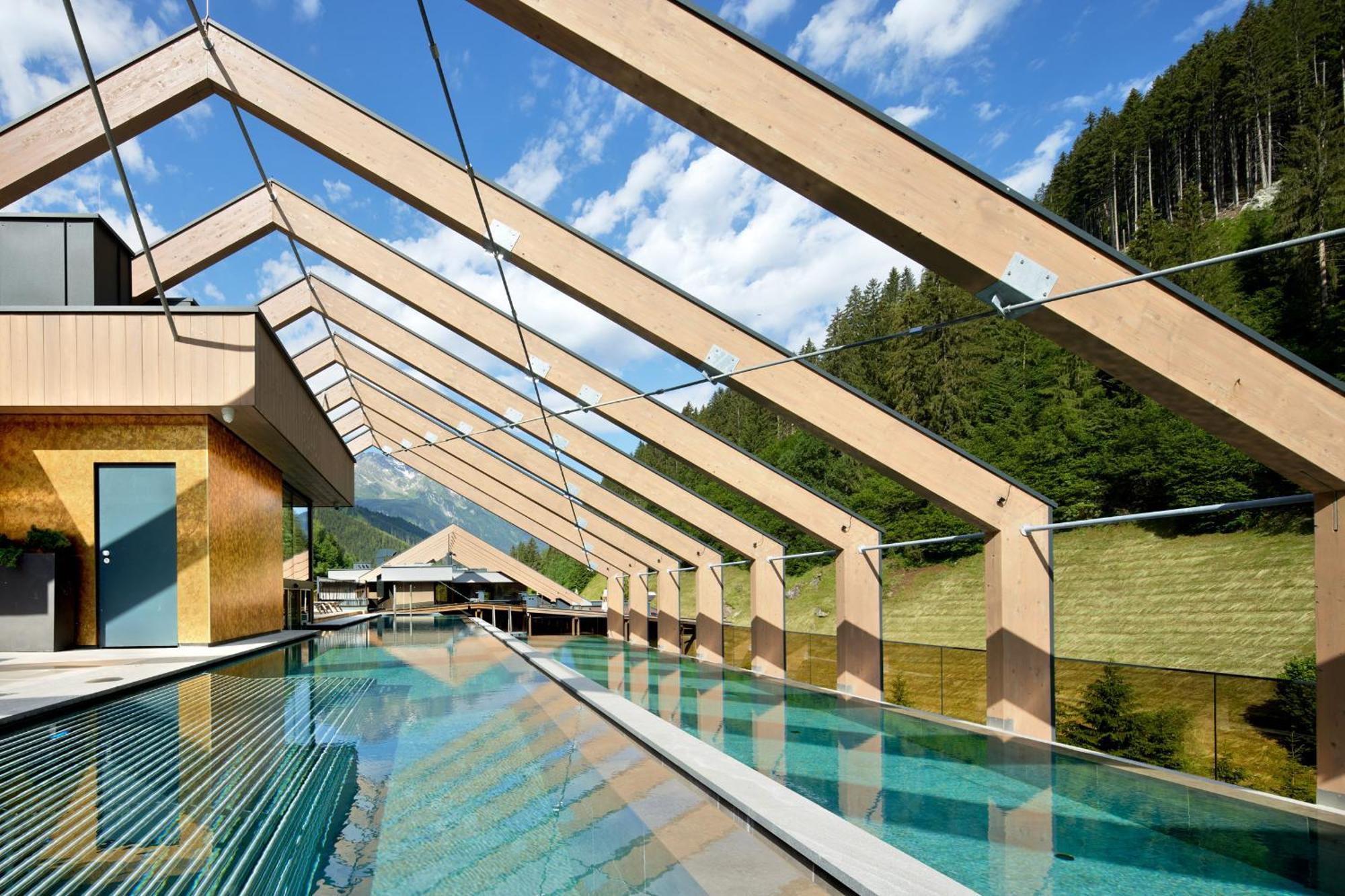 Zillergrundrock Luxury Mountain Resort Mayrhofen Exterior photo